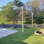 Casa à venda com 4 quartos, sendo 2 suítes,  no condomínio Figueira Garden, Atibaia - SP
