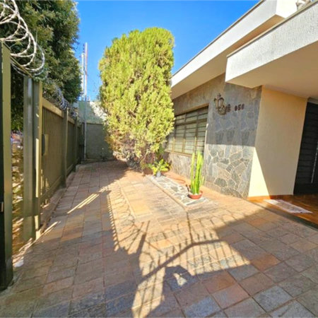 Casa Térrea à venda com 6 quartos, sendo 4 suítes, em Jardim Maria Goretti, Ribeirão Preto, SP