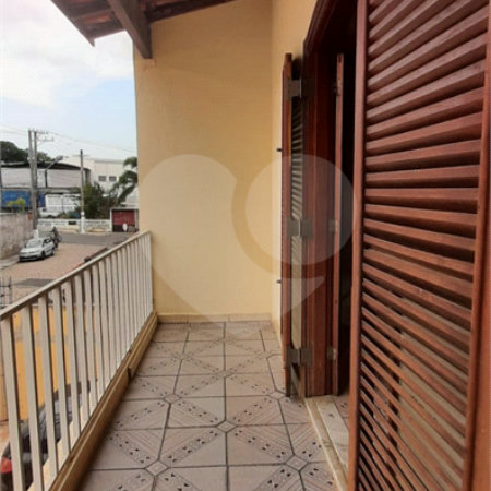 Sobrado à venda com 4 quartos, sendo 1 suíte, em Rancho Grande, Itu, SP