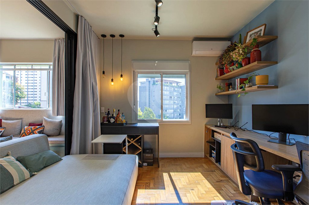 Apartamento à venda com 2 quartos, sendo 1 suíte, em Pinheiros, São Paulo, SP