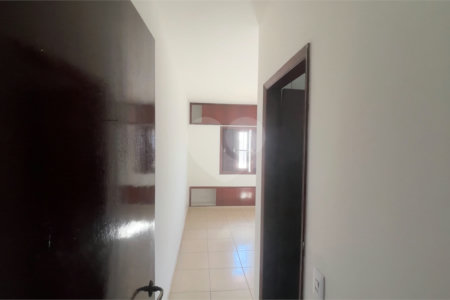 Sobrado à venda com 4 quartos, sendo 1 suíte,  em Jardim Ester Yolanda, São Paulo, SP