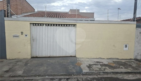 Casa à venda com 2 quartos em Parque Igaçaba, Araraquara, SP