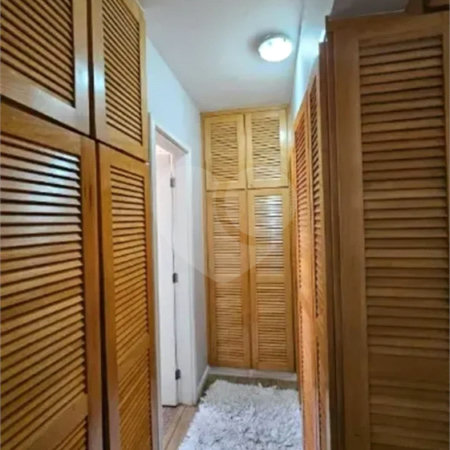 Casa à venda com 3 quartos, sendo 2 suítes, no condomínio Vila Borghese, São Paulo - SP