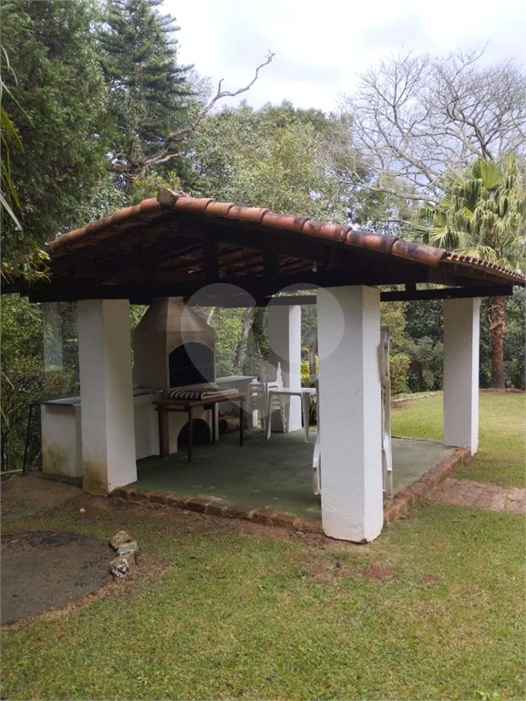 Chácara à venda com 3 quartos, sendo 2 suítes,  no Centro (canguera), São Roque, SP