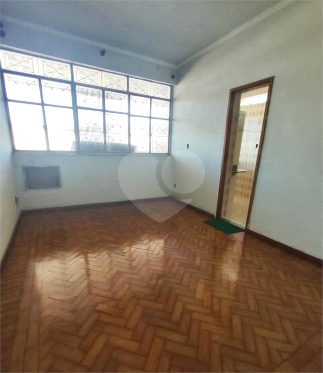 Casa à venda com 3 quartos, sendo 1 suíte, em Santa Cruz, Rio de Janeiro, RJ