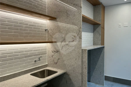Apartamento à venda com 2 suítes em Cerqueira César, São Paulo, SP