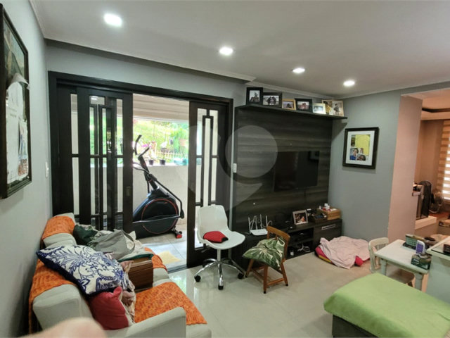Casa de Vila à venda com 3 quartos, sendo 2 suítes,  em Jardim Marajoara, São Paulo, SP