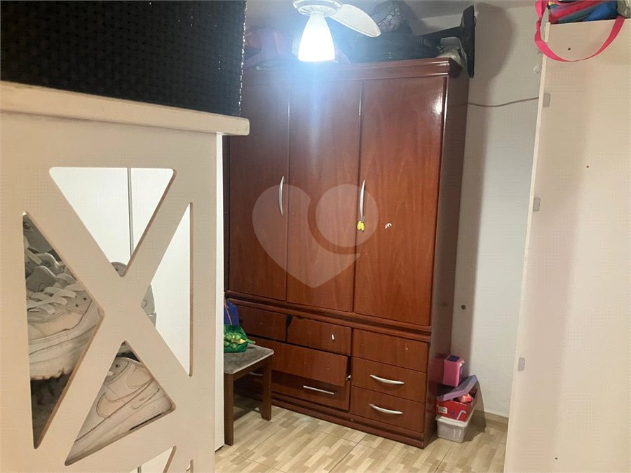 Casa Térrea à venda com 3 quartos em Vila Nivi, São Paulo, SP