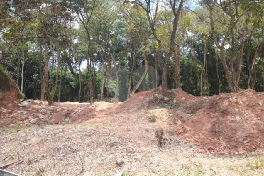 Terreno à venda no condomínio Itaguaçu da Cantareira, São Paulo - SP