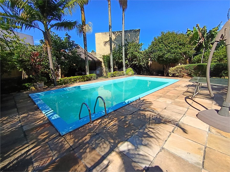 Casa à venda com 3 quartos, sendo 2 suítes,  em Vila Mogilar, Mogi das Cruzes, SP