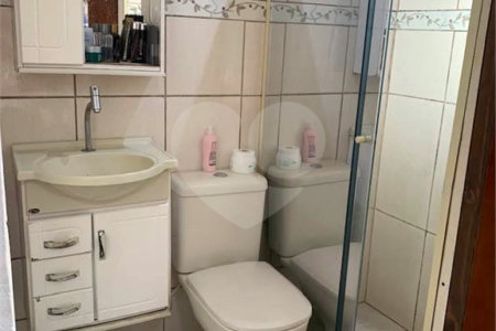Sobrado à venda com 3 quartos, sendo 1 suíte, em Vila São Paulo, Mogi das Cruzes, SP