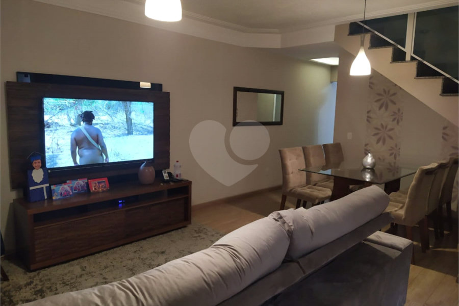 Sobrado à venda com 3 quartos, sendo 1 suíte, em Jaraguá, São Paulo, SP