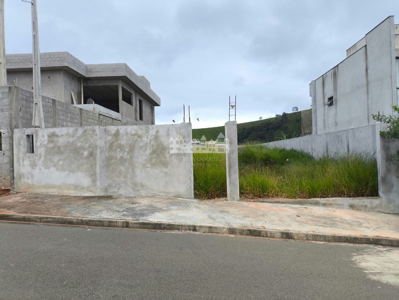 Terreno à venda em Loteamento Parque Residencial Serras de Atibaia II, Atibaia, SP