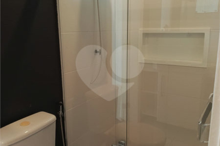 Casa à venda com 3 quartos, sendo 1 suíte, no condomínio Paraíso Classe A, Rio de Janeiro - RJ
