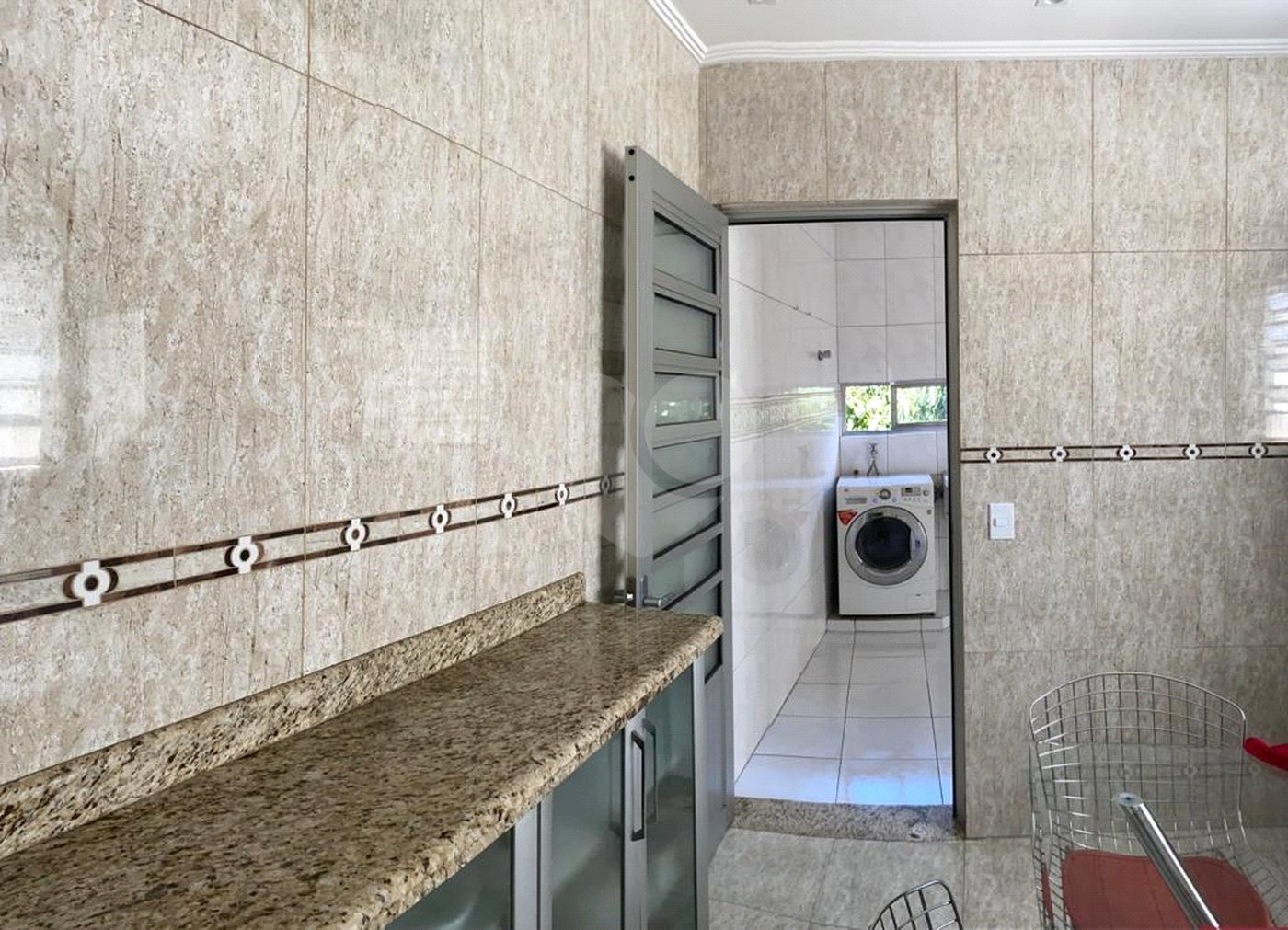 Sobrado à venda com 3 quartos em Parque Casa de Pedra, São Paulo, SP