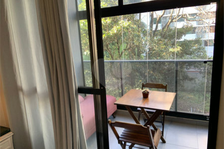 Apartamento à venda ou para alugar com 1 quarto em Pinheiros, São Paulo, SP