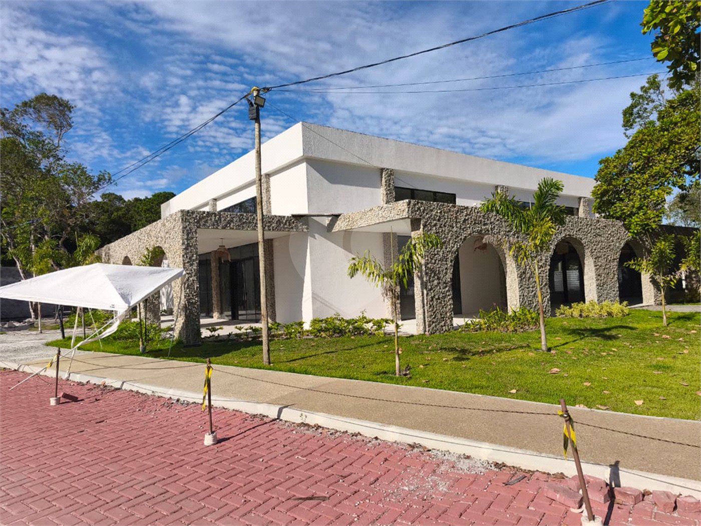 Apartamento à venda com 1 quarto no Centro, Santa Cruz Cabrália, BA