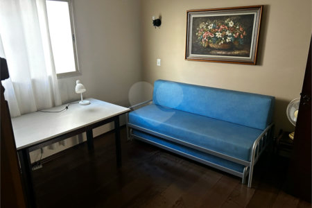 Casa à venda com 4 quartos, sendo 2 suítes, em Vila Aparecida, Itapetininga, SP