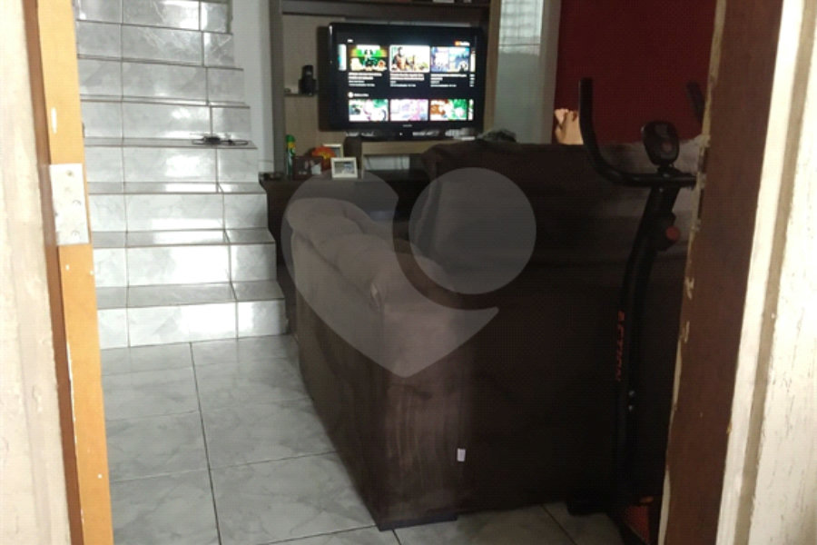 Sobrado à venda com 2 quartos em Tremembé, São Paulo, SP