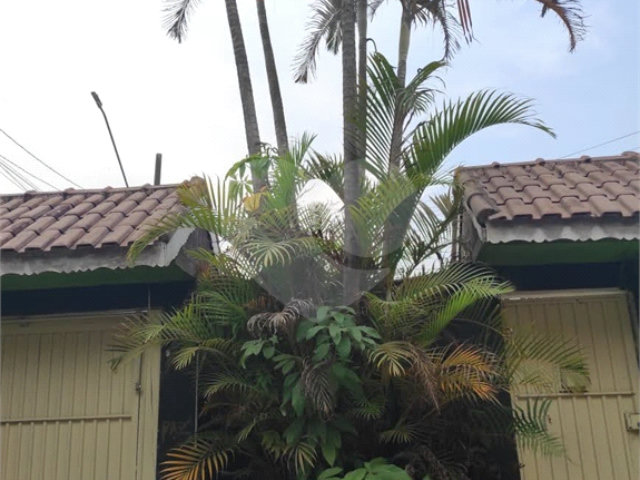 Casa à venda com 3 suítes em Matriz, Mauá, SP