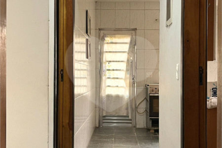 Casa Térrea à venda com 3 quartos em Jardim Dom José, São Paulo, SP