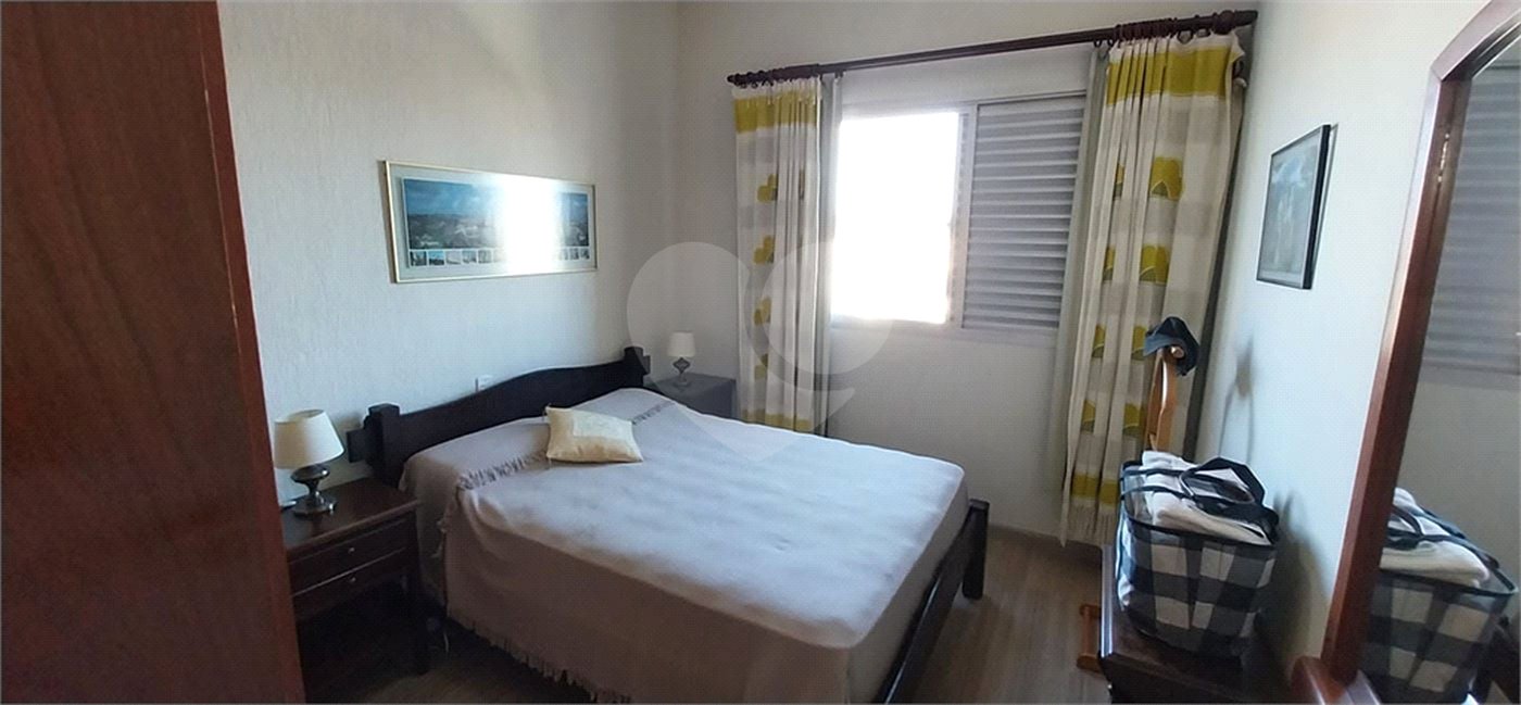 Cobertura à venda com 4 quartos, sendo 2 suítes,  em Vila Embaré, Valinhos, SP