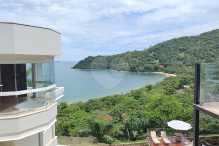 Casa à venda com 4 suítes em Praia Vermelha, Ubatuba, SP