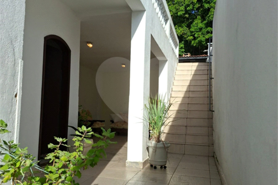 Sobrado à venda com 3 quartos, sendo 1 suíte,  em Tremembé, São Paulo, SP