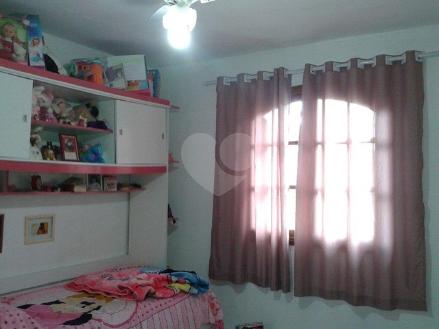 Sobrado à venda com 5 quartos, sendo 1 suíte, em Vila Mazzei, São Paulo, SP
