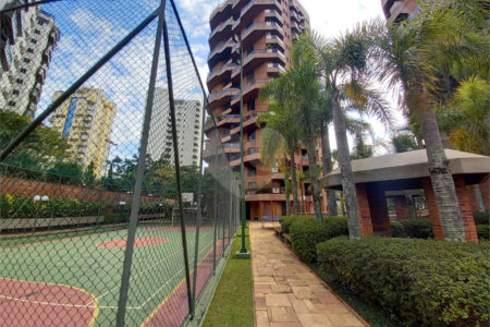 Apartamento à venda com 4 quartos, sendo 3 suítes, em Vila Andrade, São Paulo, SP