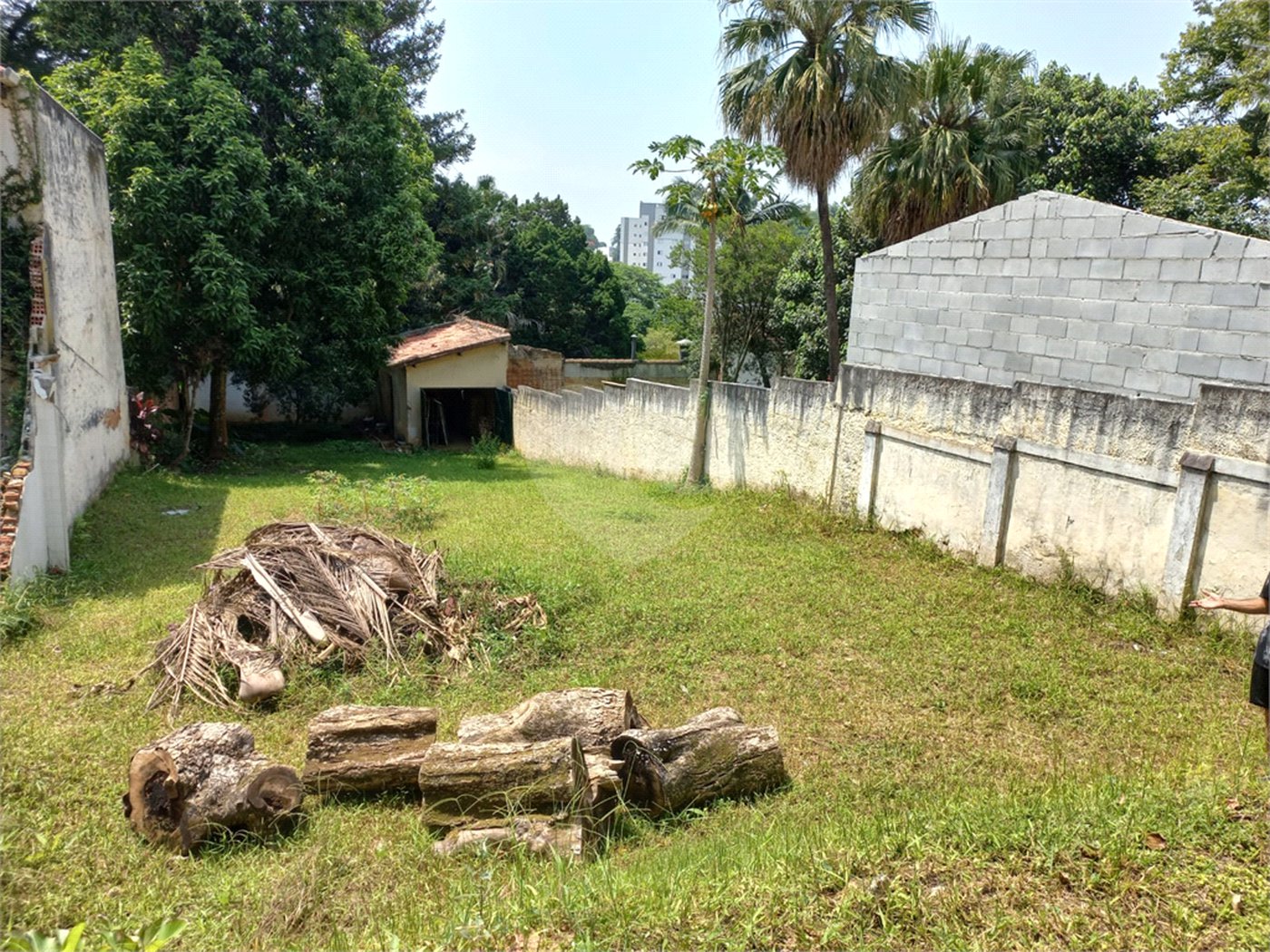 Terreno à venda com 2 quartos, sendo 1 suíte, em Jardim Floresta, São Paulo, SP