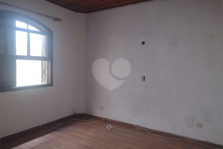 Sobrado à venda com 5 quartos, sendo 1 suíte, em Tucuruvi, São Paulo, SP