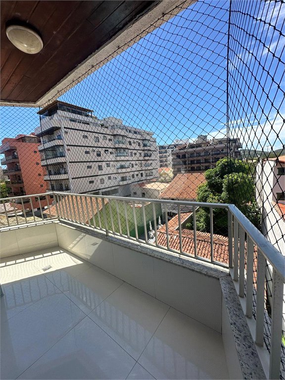 Apartamento à venda com 3 quartos, sendo 1 suíte, em Passagem, Cabo Frio, RJ