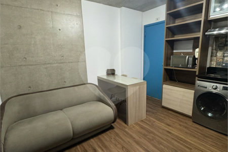 Apartamento à venda com 1 quarto em Santo Amaro, São Paulo, SP