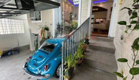 Sobrado à venda com 4 quartos, sendo 1 suíte,  em Vila Gustavo, São Paulo, SP