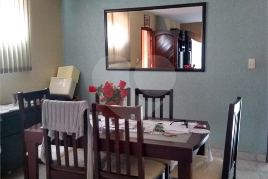 Casa à venda com 2 quartos, sendo 1 suíte, em Horto, São Paulo, SP
