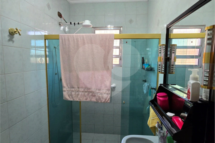 Sobrado à venda com 5 quartos, sendo 1 suíte, em Vila Bonilha, São Paulo, SP