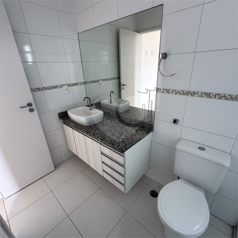 Apartamento à venda com 3 quartos, sendo 1 suíte,  em Jardim Nova Era, Salto, SP