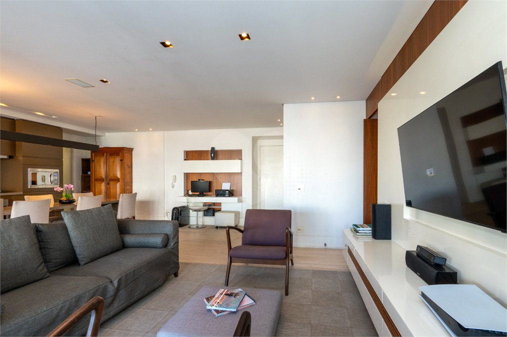 Apartamento à venda com 2 suítes em Brooklin, São Paulo, SP