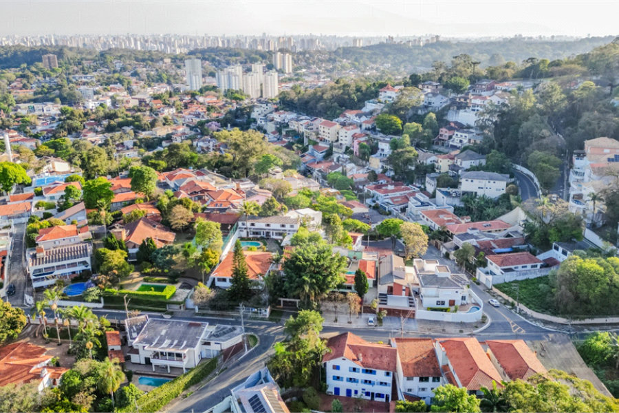 Casa à venda ou para alugar com 4 quartos, sendo 3 suítes,  no condomínio Da Serra, São Paulo - SP