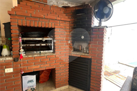 Sobrado à venda com 3 suítes em Vila Regente Feijó, São Paulo, SP