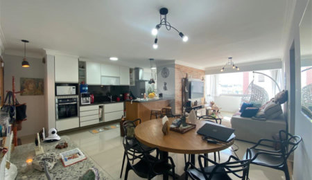 Apartamento à venda com 2 quartos, sendo 1 suíte,  em Campo Grande, São Paulo, SP