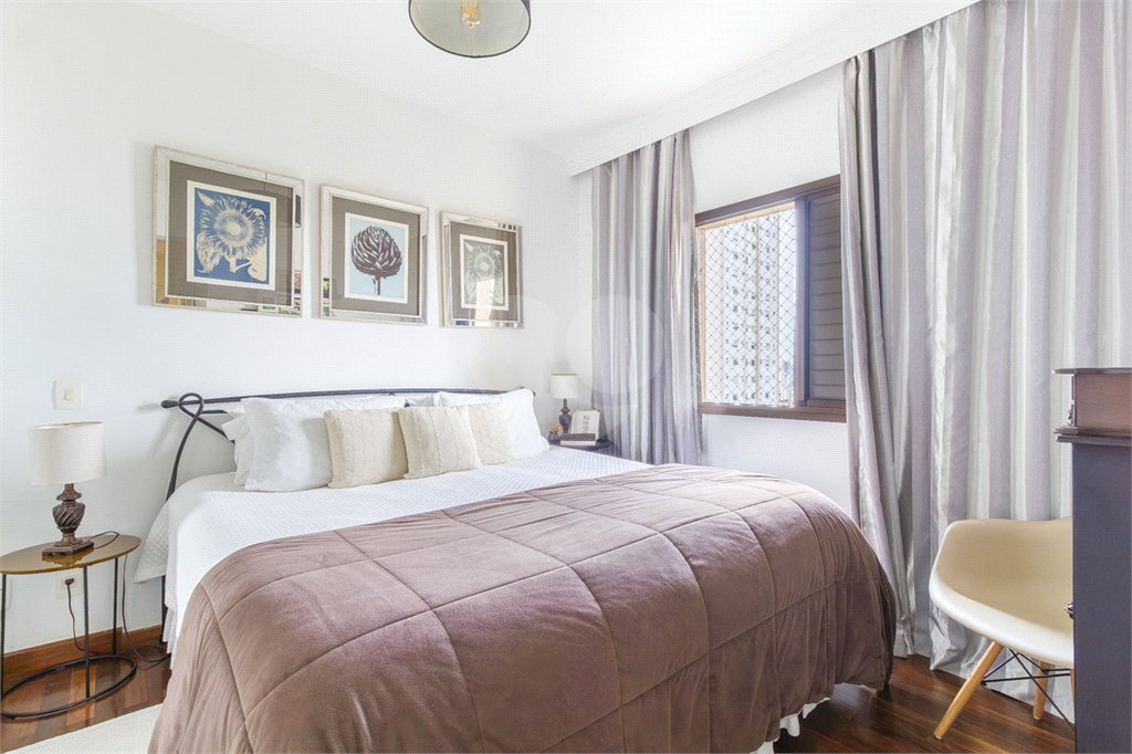 Apartamento à venda com 4 quartos, sendo 3 suítes, em Jardim Monte Kemel, São Paulo, SP