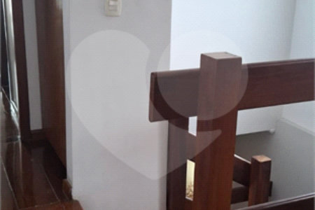 Sobrado à venda com 3 quartos, sendo 1 suíte,  em Jardim Ana Maria, São Paulo, SP