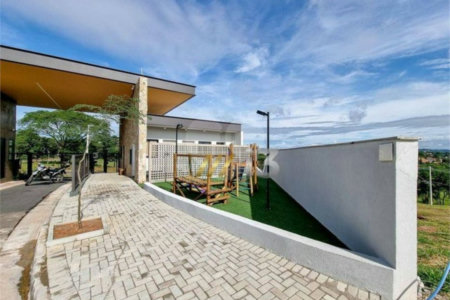 Sobrado à venda com 4 suítes em Nova Gardênia, Atibaia, SP