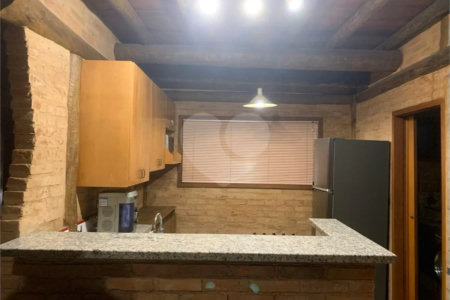 Casa mobiliada para locação no Condomínio Alpes de Vinhedo na cidade de Vinhedo - SP