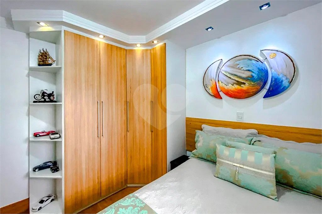 Sobrado de Condomínio com 3 dormitórios à venda, 252 m² - Anália Franco / SP