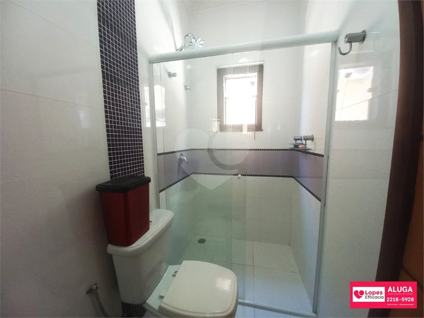 Linda casa com piscina localizada no melhor condomínio de Hortolândia - Green Park.