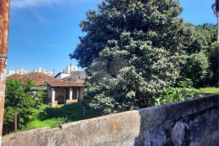 Terreno para venda na Rua 13 de maio
