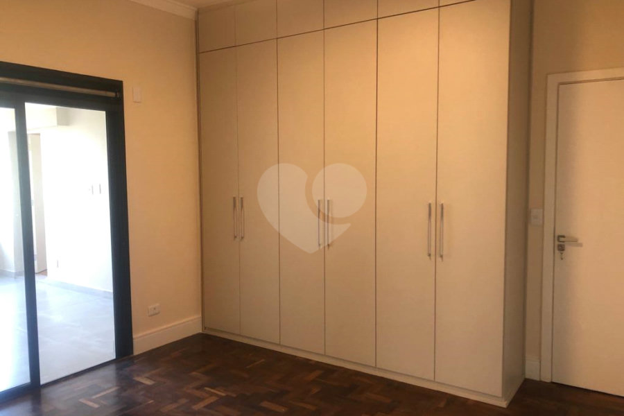 Casa à venda com 4 quartos, sendo 2 suítes,  em Horto Florestal, São Paulo, SP